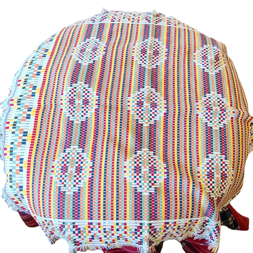 Woven reversible tablecloth